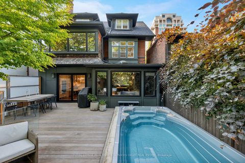 Photo 37 at 9 Lynwood Avenue, Casa Loma, Toronto