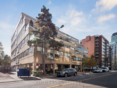 Photo 1 at 106 - 111 Merton Street, Mount Pleasant West, Toronto