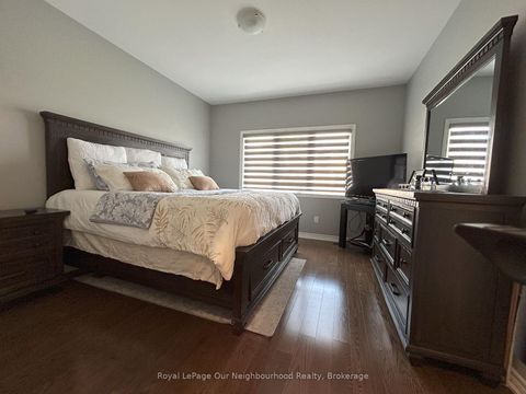 Photo 7 at 249 Fleetwood Drive, Eastdale, Oshawa