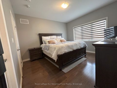 Photo 8 at 249 Fleetwood Drive, Eastdale, Oshawa