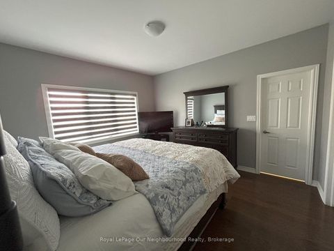 Photo 9 at 249 Fleetwood Drive, Eastdale, Oshawa