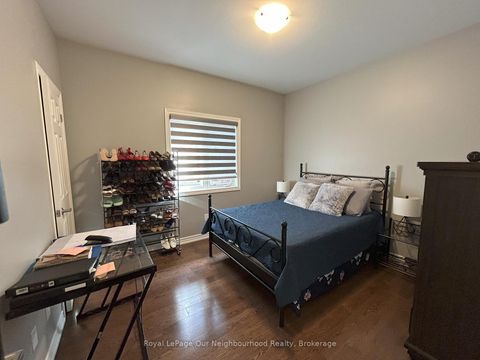 Photo 12 at 249 Fleetwood Drive, Eastdale, Oshawa