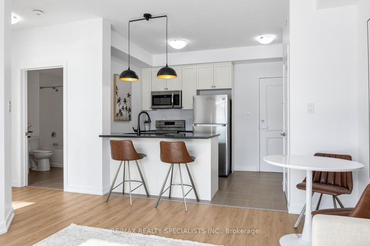 Photo 7 at 112 - 101 Shoreview Place, Stoney Creek, Hamilton