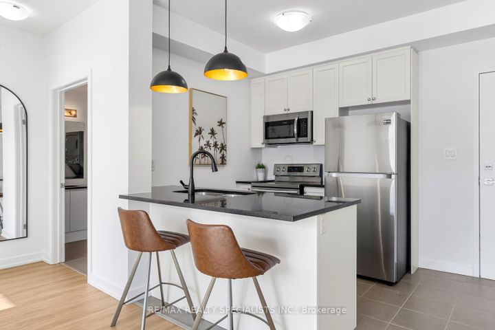 Photo 8 at 112 - 101 Shoreview Place, Stoney Creek, Hamilton