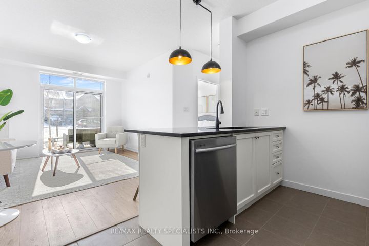 Photo 9 at 112 - 101 Shoreview Place, Stoney Creek, Hamilton