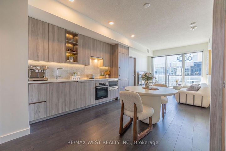 Photo 3 at 3805 - 95 Mcmahon Drive, Bayview Village, Toronto