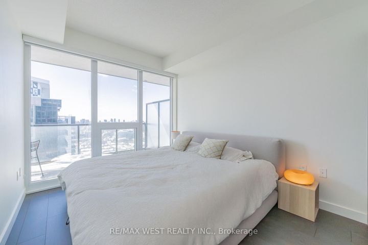 Photo 15 at 3805 - 95 Mcmahon Drive, Bayview Village, Toronto