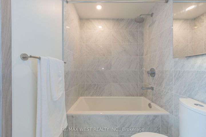 Photo 19 at 3805 - 95 Mcmahon Drive, Bayview Village, Toronto