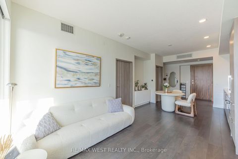 Photo 13 at 3805 - 95 Mcmahon Drive, Bayview Village, Toronto