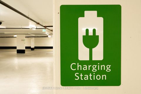 Photo 31 at 3805 - 95 Mcmahon Drive, Bayview Village, Toronto