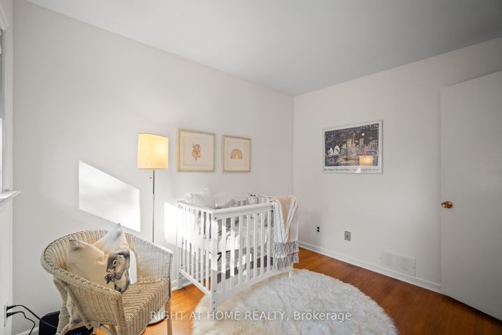 Photo 20 at 20 West Deane Valley Road, West Deane, Toronto