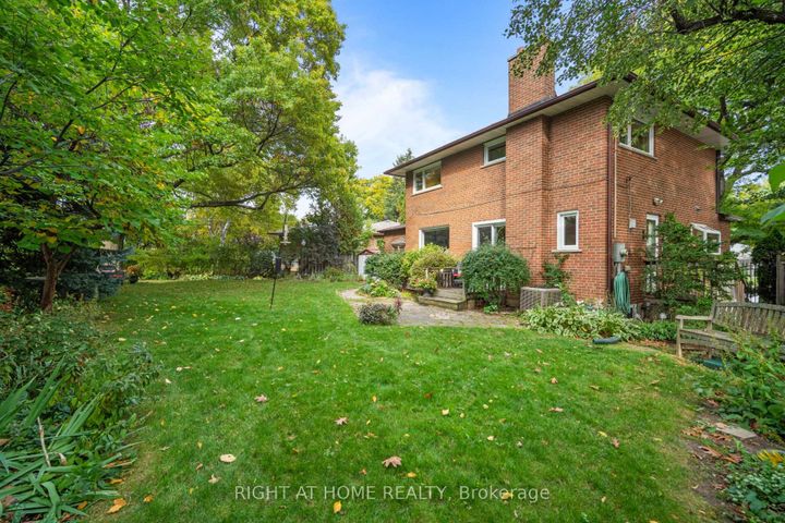 Photo 24 at 20 West Deane Valley Road, West Deane, Toronto