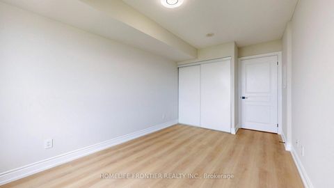 Photo 14 at 1007 - 7 North Park Road, Beverley Glen, Vaughan