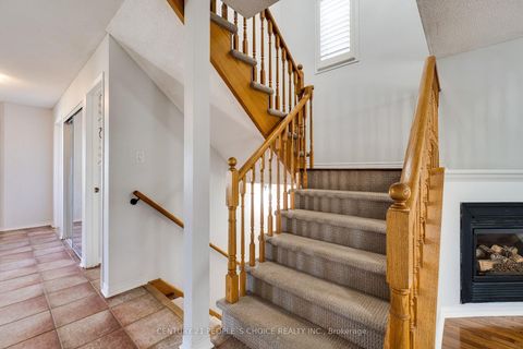 Photo 11 at 3841 Periwinkle Crescent, Lisgar, Mississauga