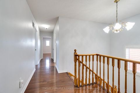 Photo 12 at 3841 Periwinkle Crescent, Lisgar, Mississauga