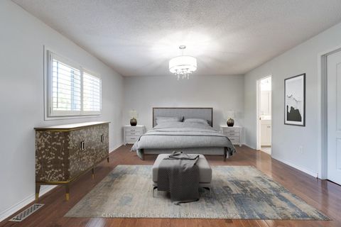 Photo 13 at 3841 Periwinkle Crescent, Lisgar, Mississauga