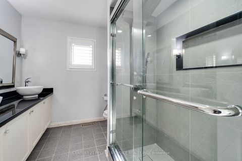 Photo 17 at 3841 Periwinkle Crescent, Lisgar, Mississauga