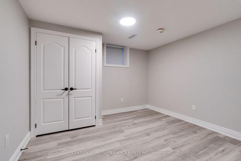 Photo 26 at 3841 Periwinkle Crescent, Lisgar, Mississauga