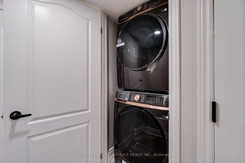 Photo 30 at 3841 Periwinkle Crescent, Lisgar, Mississauga