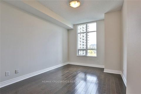 Photo 11 at 716 - 10 Bloorview Place, Don Valley Village, Toronto