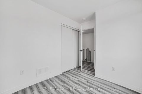 Photo 18 at 79 Gateland Drive, Painswick South, Barrie