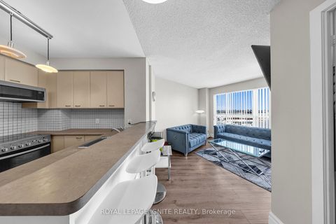 Photo 11 at 1212 - 36 Lee Centre Drive, Woburn, Toronto