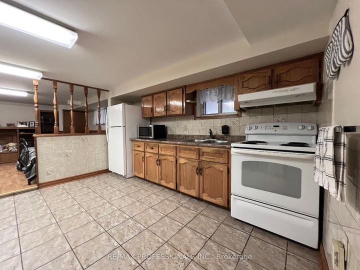 Photo 29 at 33 Chandos Avenue, Junction, Toronto