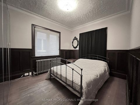 Photo 10 at 33 Chandos Avenue, Junction, Toronto
