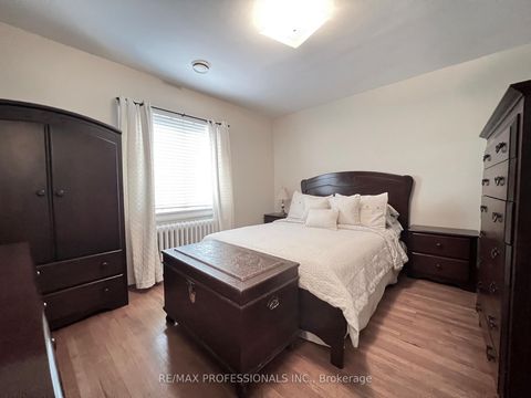 Photo 35 at 33 Chandos Avenue, Junction, Toronto
