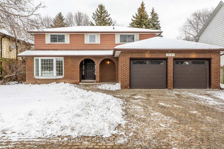 Photo 1 at 3161 Bayview Avenue, Bayview Village, Toronto