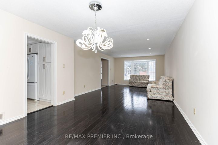 Photo 8 at 3161 Bayview Avenue, Bayview Village, Toronto