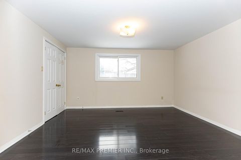 Photo 11 at 3161 Bayview Avenue, Bayview Village, Toronto