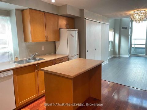 Photo 10 at 501 - 77 Lombard Street, Yonge Corridor, Toronto