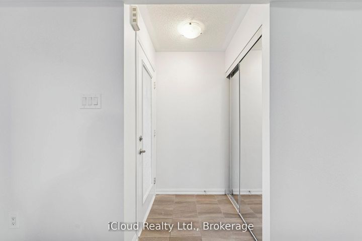 Photo 8 at 193 - 250 Sunny Meadow Boulevard, Wellington, Brampton