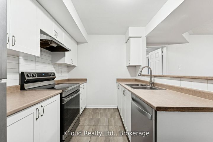 Photo 15 at 193 - 250 Sunny Meadow Boulevard, Wellington, Brampton