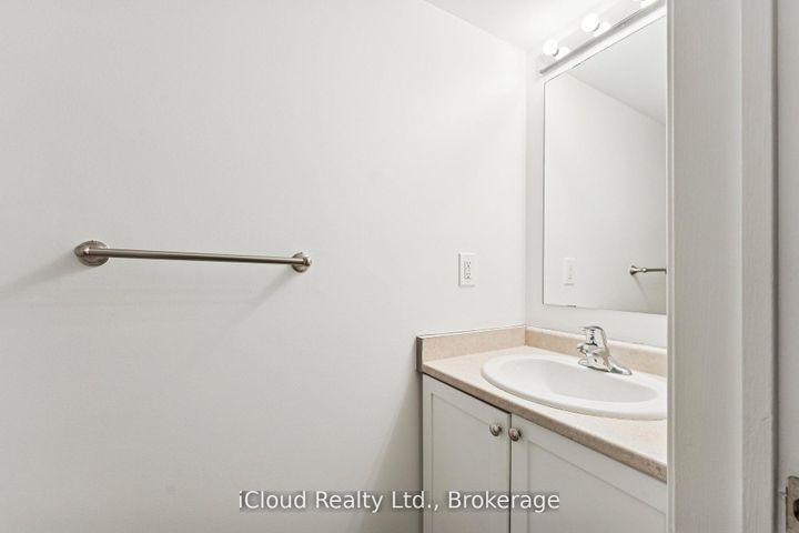 Photo 20 at 193 - 250 Sunny Meadow Boulevard, Wellington, Brampton