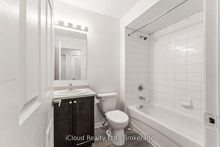 Photo 40 at 193 - 250 Sunny Meadow Boulevard, Wellington, Brampton