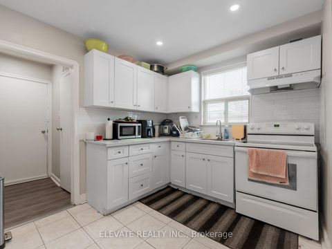 Photo 3 at 54 Dunraven Drive, Eglinton West, Toronto