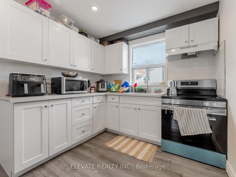 Photo 8 at 54 Dunraven Drive, Eglinton West, Toronto