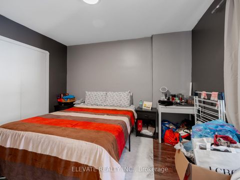 Photo 13 at 54 Dunraven Drive, Eglinton West, Toronto