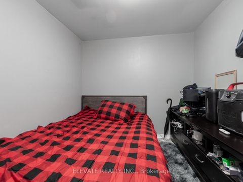 Photo 22 at 54 Dunraven Drive, Eglinton West, Toronto