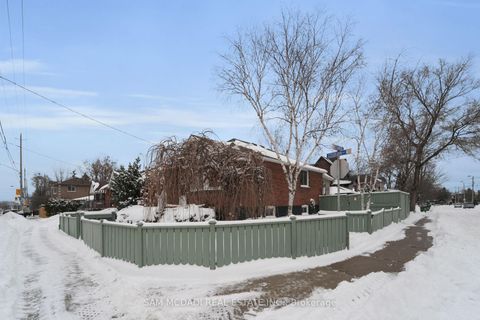 Photo 3 at 319 Cosburn Avenue, East York, Toronto