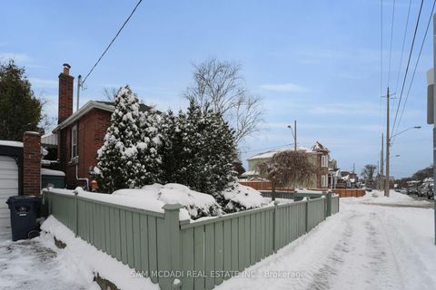 Photo 6 at 319 Cosburn Avenue, East York, Toronto