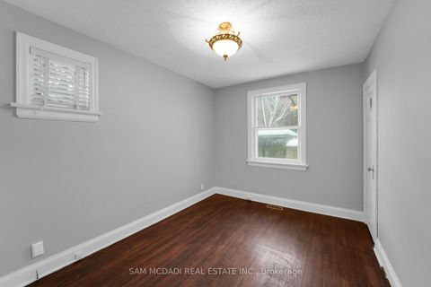 Photo 22 at 319 Cosburn Avenue, East York, Toronto