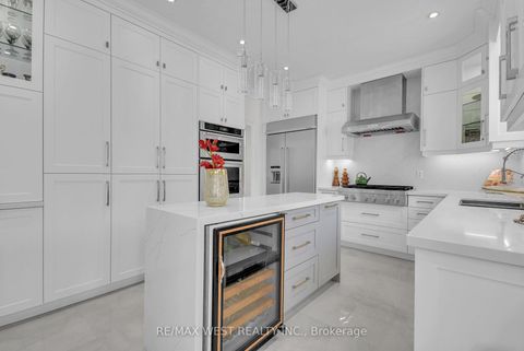 Photo 5 at 90 Birkhall Place, Shore, Barrie