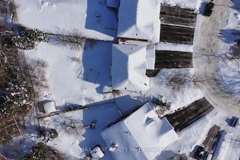 Photo 21 at 90 Birkhall Place, Shore, Barrie