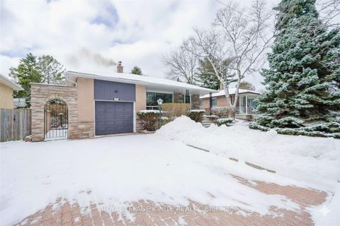 Photo 1 at 174 Darlingside Drive, West Hill, Toronto