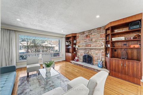 Photo 3 at 174 Darlingside Drive, West Hill, Toronto