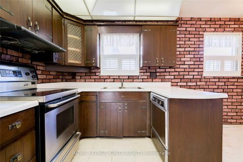 Photo 11 at 174 Darlingside Drive, West Hill, Toronto