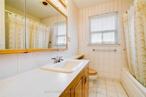 Photo 17 at 174 Darlingside Drive, West Hill, Toronto